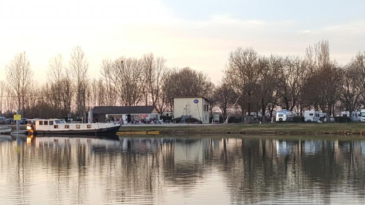 Camping Les Herlequins Losne ภายนอก รูปภาพ